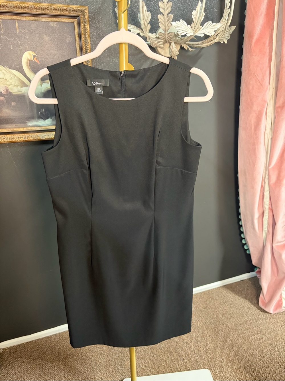 AGB Black Sleeveless Sheath Dress